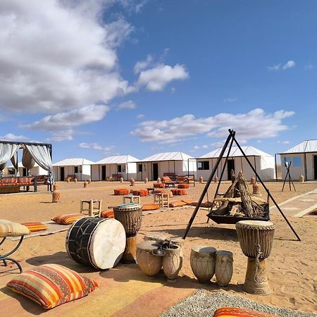 Готель Luxury Bega Camp Мерзуга Екстер'єр фото