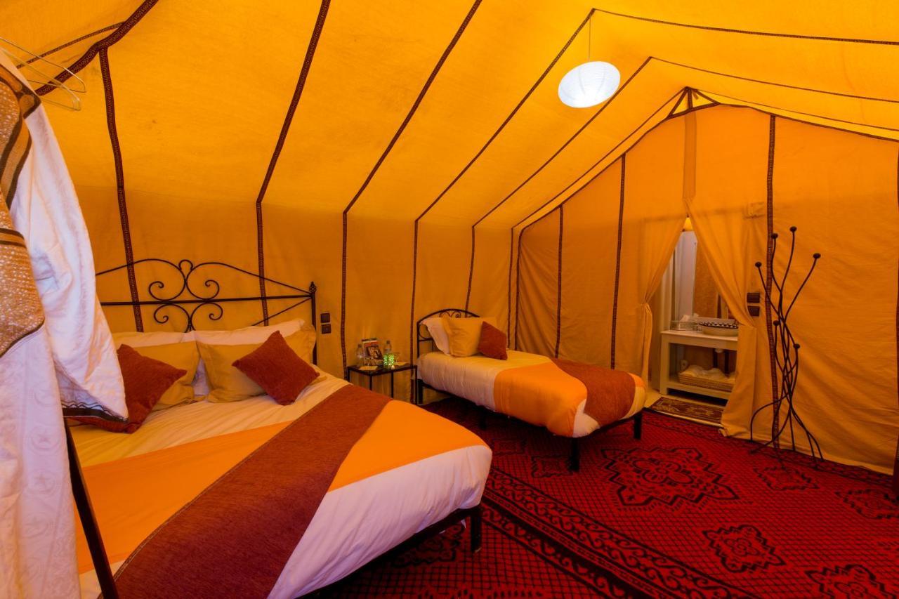 Готель Luxury Bega Camp Мерзуга Екстер'єр фото