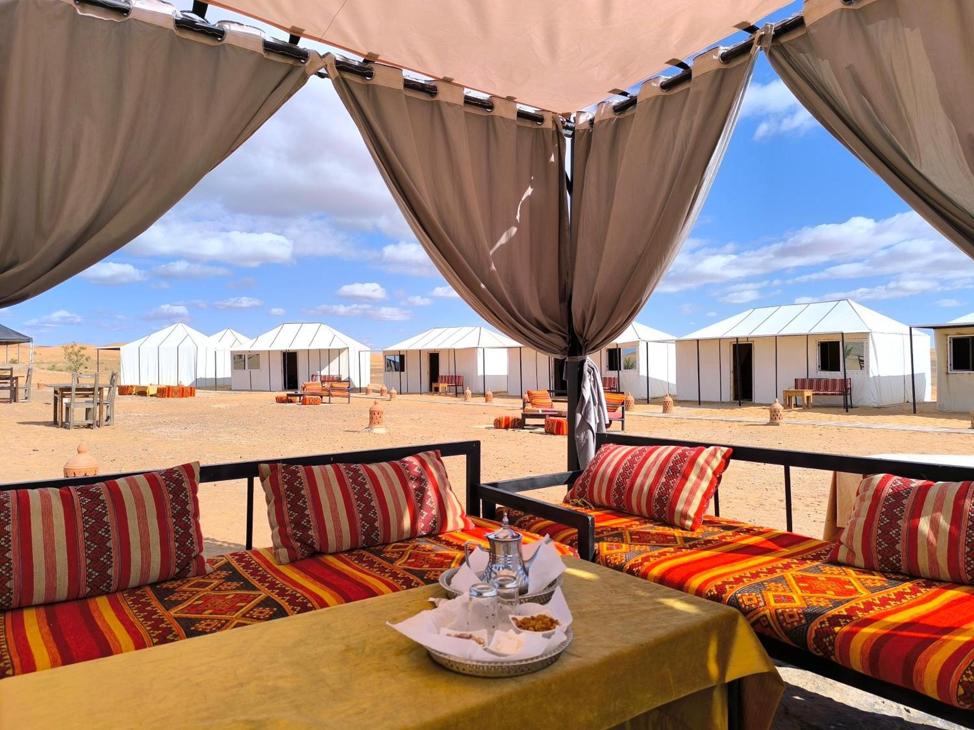 Готель Luxury Bega Camp Мерзуга Екстер'єр фото