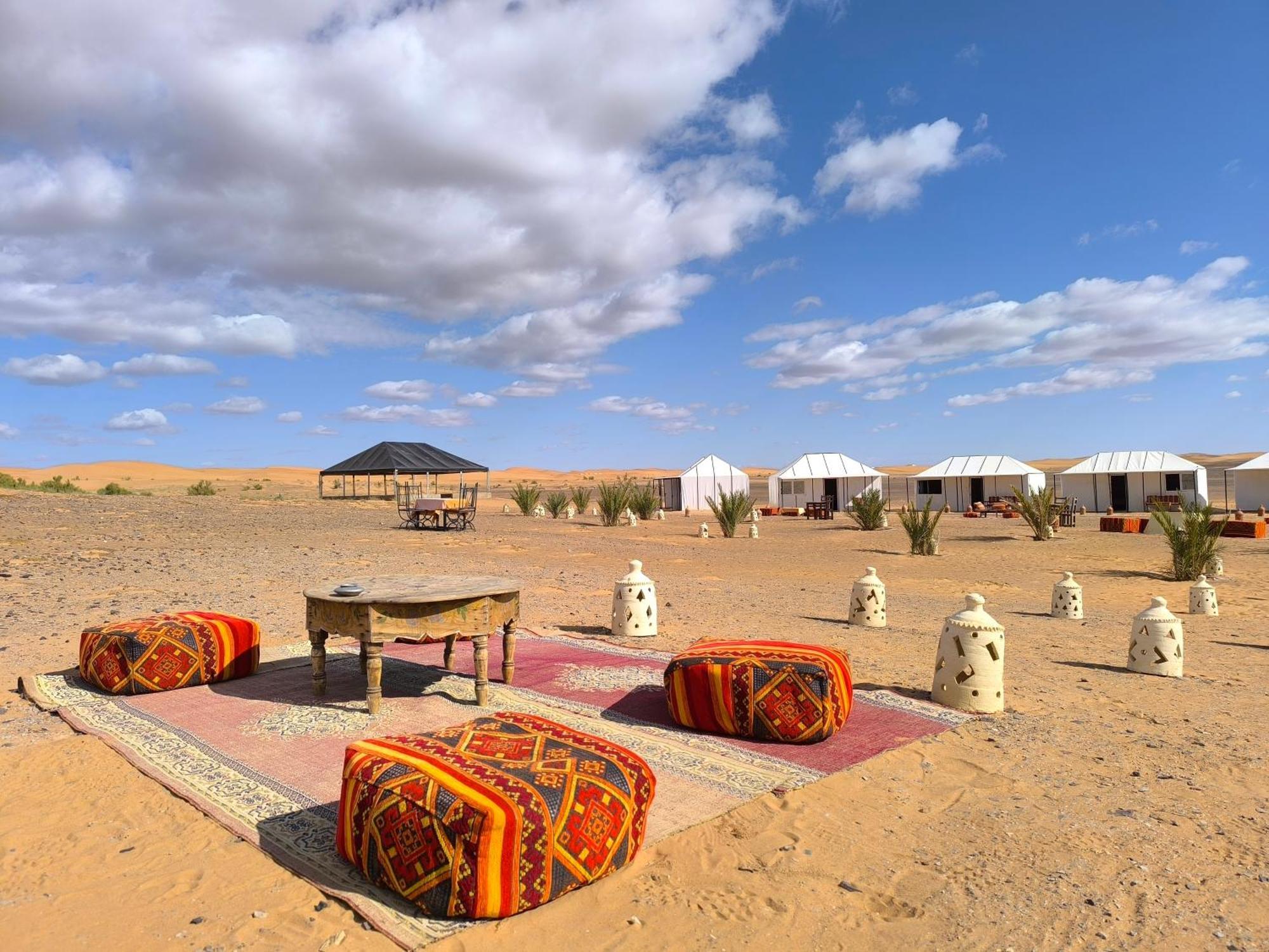 Готель Luxury Bega Camp Мерзуга Екстер'єр фото