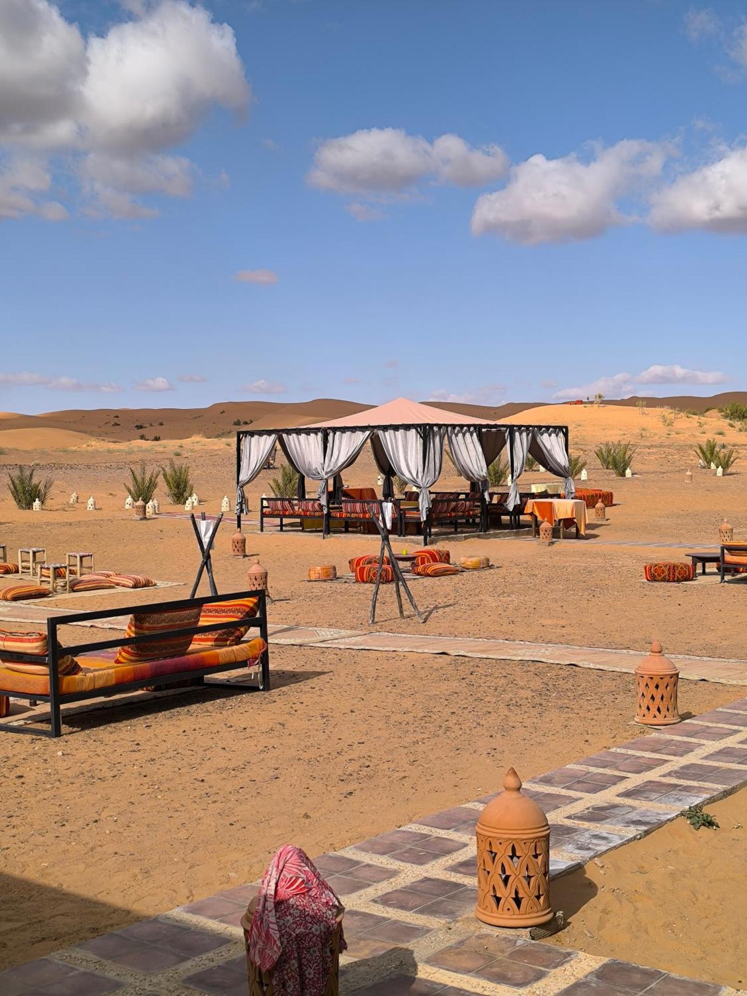 Готель Luxury Bega Camp Мерзуга Екстер'єр фото